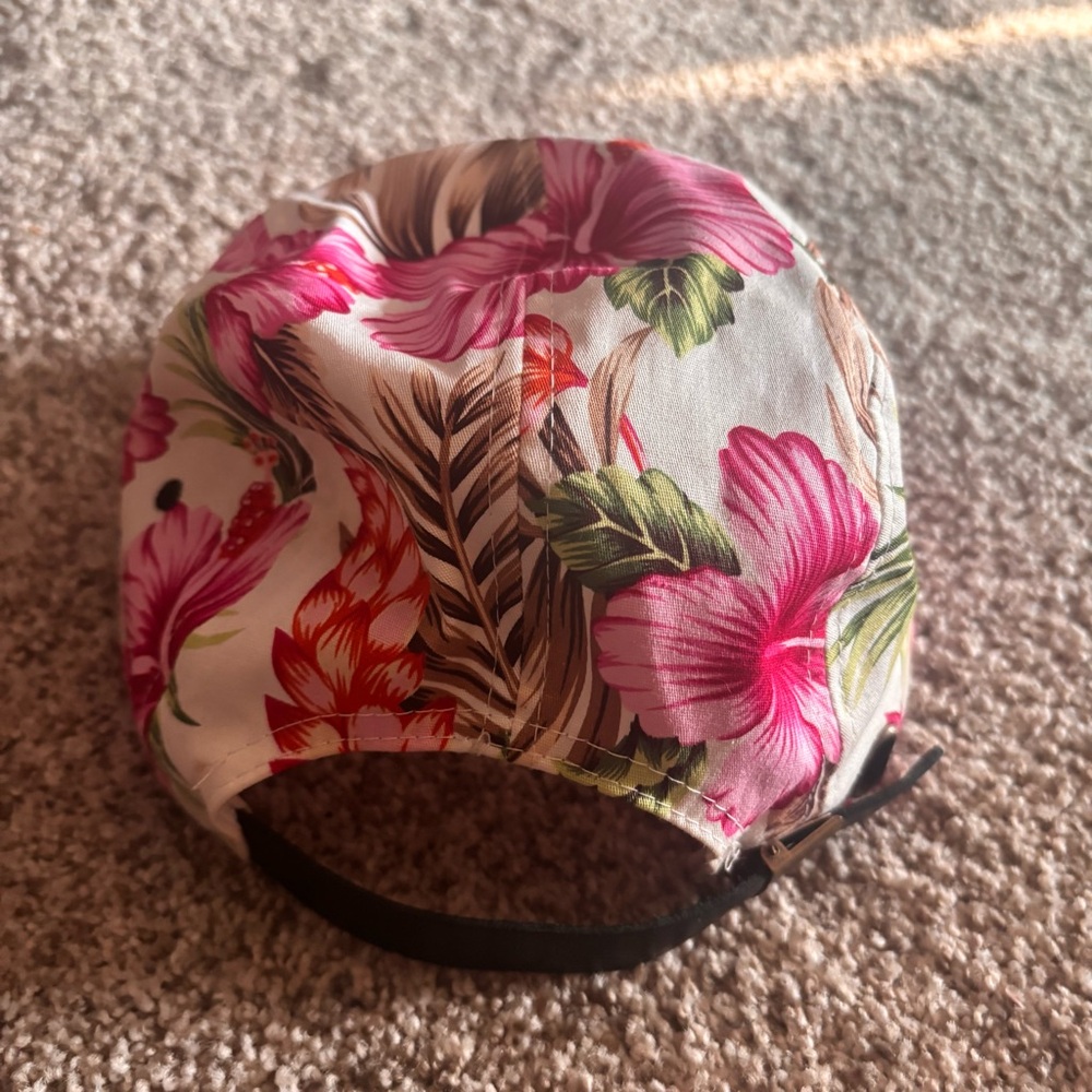 Floral Print Cap - Picture 3 of 6